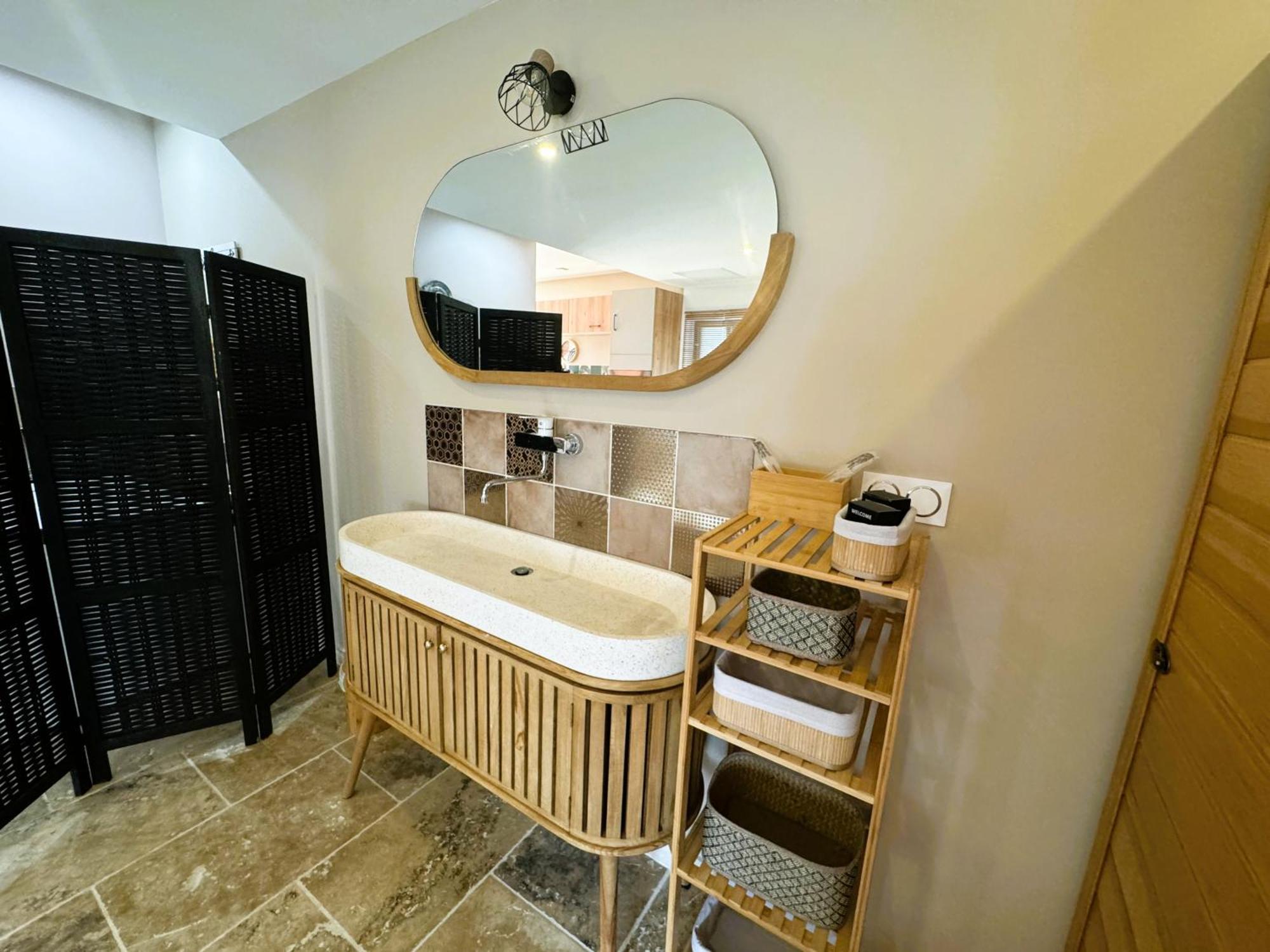 Le Dix - Classic Room - Vallabrix Proche Uzes Esterno foto