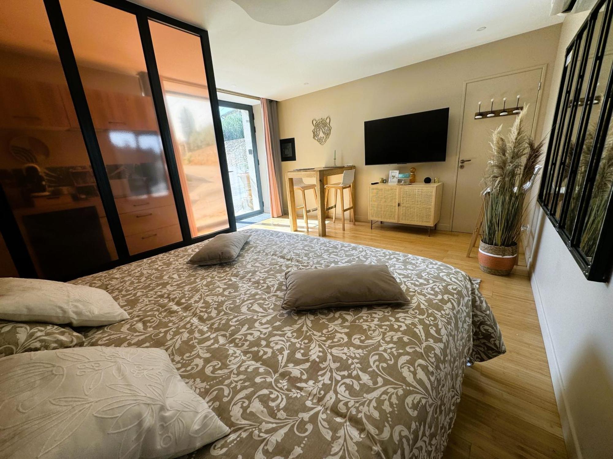Le Dix - Classic Room - Vallabrix Proche Uzes Esterno foto